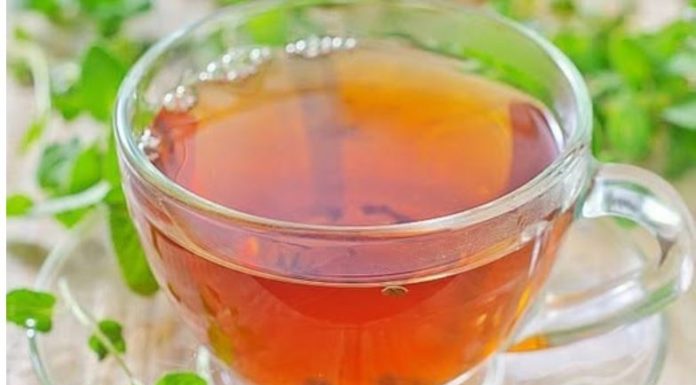 OVAJ ČAJ MOŽE DA BUDE OPASNIJI OD ALKOHOLA. Često ga konzumiramo, a može da bude POGUBAN za našu jetru OVAJ ČAJ MOŽE DA BUDE OPASNIJI OD ALKOHOLA. Često ga konzumiramo, a može da bude POGUBAN za našu jetru - featured image