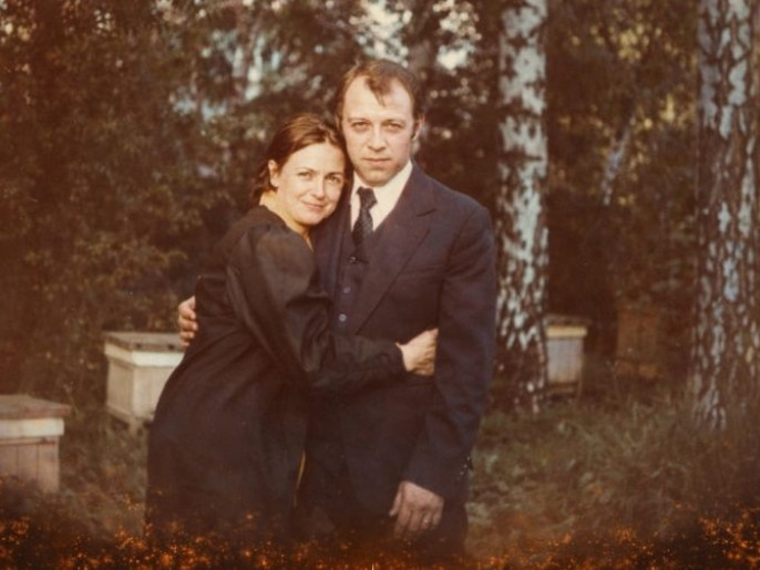 Elmu je muž gledao sa gađenjem, a ceo Mostar znao zašto to radi: Kad je spakovala decu da ode, svekrva iznela sav prljav veš - featured image Elmu je muž gledao sa gađenjem, a ceo Mostar znao zašto to radi: Kad je spakovala decu da ode, svekrva iznela sav prljav veš - featured image