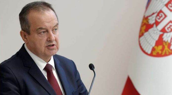 Nove informacije o stanju Ivice Dačića: Oglasio se pomoćnik direktora Klinike za pulmologiju Nove informacije o stanju Ivice Dačića: Oglasio se pomoćnik direktora Klinike za pulmologiju - featured image