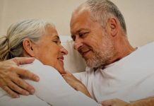 Da li su intimni odnosi za osobe starije od 58 godina – ovo je prava istina o kojoj se ne priča Da li su intimni odnosi za osobe starije od 58 godina – ovo je prava istina o kojoj se ne priča - featured image