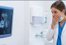 Djevojčica se žali na bolove u stomaku nakon vikenda kod svog očuha. Djevojčica se žali na bolove u stomaku nakon vikenda kod svog očuha. - featured image