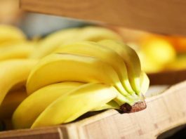 Evo zašto treba da operete banane čim ih donesete iz prodavnice: Mnogi to nikada ne rade, a trebalo bi Evo zašto treba da operete banane čim ih donesete iz prodavnice: Mnogi to nikada ne rade, a trebalo bi - featured image