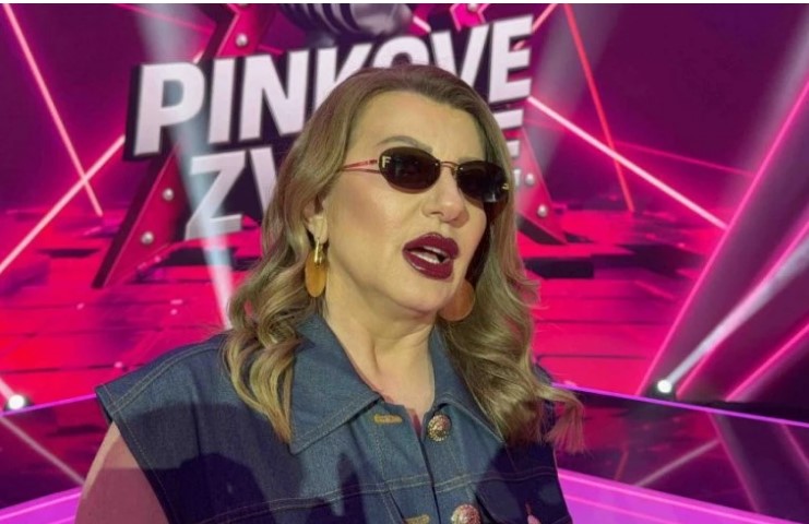 SKANDAL NEVIĐENIH RAZMERA! Dušica Jakovljević u pola noći zvala muža Viki Miljković 20 PUTA! Pevačica je odmah okrenula njen broj,zbog onog šro je DUŠICA IZGOVORILA CIJELI BALKAN U ŠOKU!!!! - featured image SKANDAL NEVIĐENIH RAZMERA! Dušica Jakovljević u pola noći zvala muža Viki Miljković 20 PUTA! Pevačica je odmah okrenula njen broj,zbog onog šro je DUŠICA IZGOVORILA CIJELI BALKAN U ŠOKU!!!! - featured image